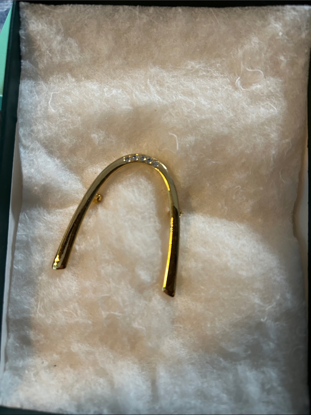 St.Louis Arch Gold-Tone Pin with Rhinestones